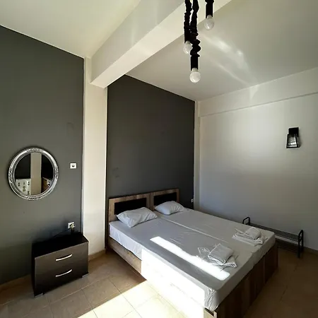 365 - Cozy Apartment